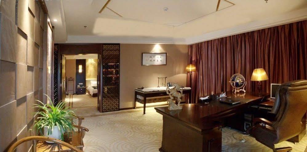 Phoenix Grand Hotel Fenghuang Kültér fotó